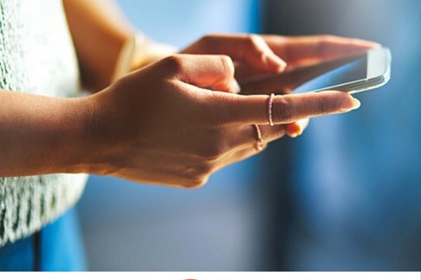 Platba kartou s vyuitm mobiln aplikace